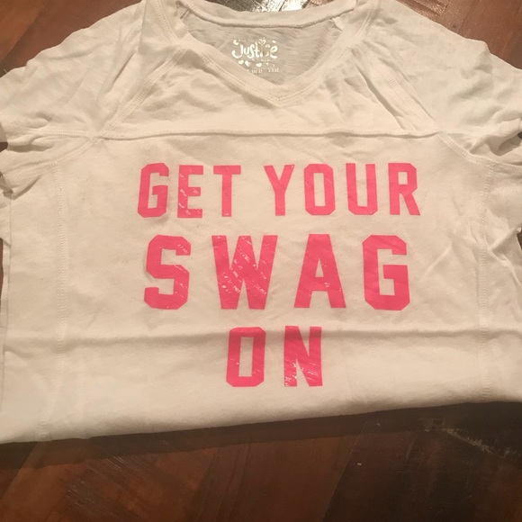 🎀 - Picture 3 of 3